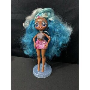 LOL Suprise OMG Queens Splash Beauty Doll With Stand
